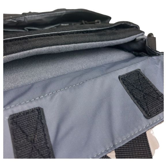 STM Bags Australia Messenger Travel ipad Tablet Book‎ Bag Black with Strap - Picture 7 of 8